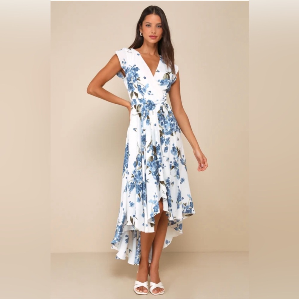 Lulus French Countryside White Floral Print High-low dress size Medium